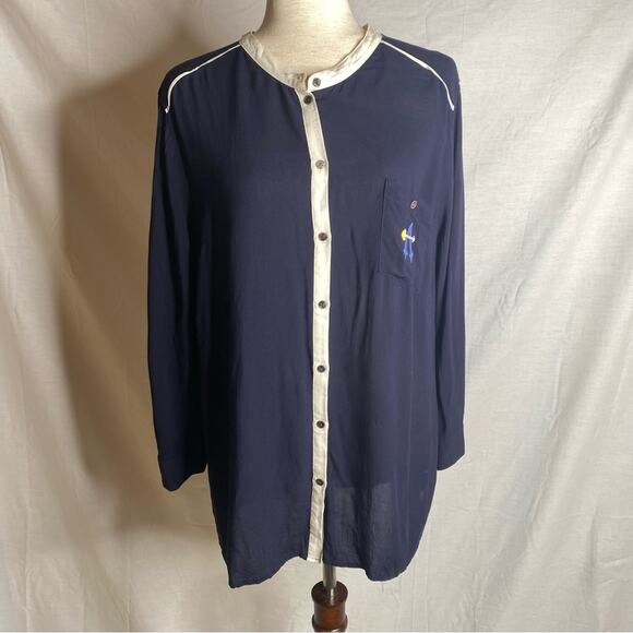 Anthropologie‎ Maeve Button Down Embroidered Pocket "A” Size large - Picture 2 of 5